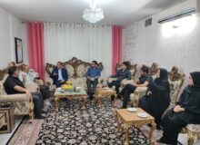 نماینده مردم خرم آباد و چگنی در روز تاسوعا به دیدار خانواده شهید امنیت رفت
